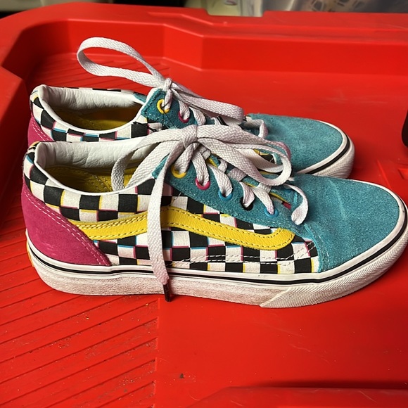 Vans girls Old Skool checkered shoe - Picture 1 of 7